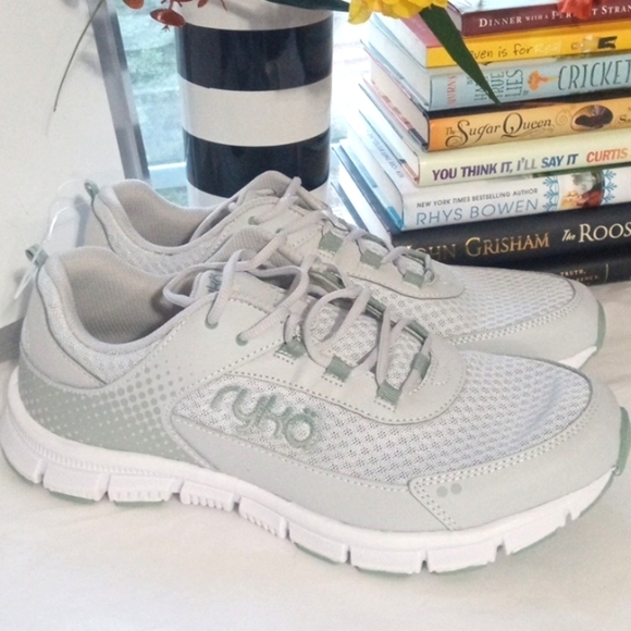 RYKA LIGHT GRAY GREEN ATHLETIC SNEAKERS WOMEN'S RUNNING SHOES SIZE 12W NWT - Picture 1 of 10